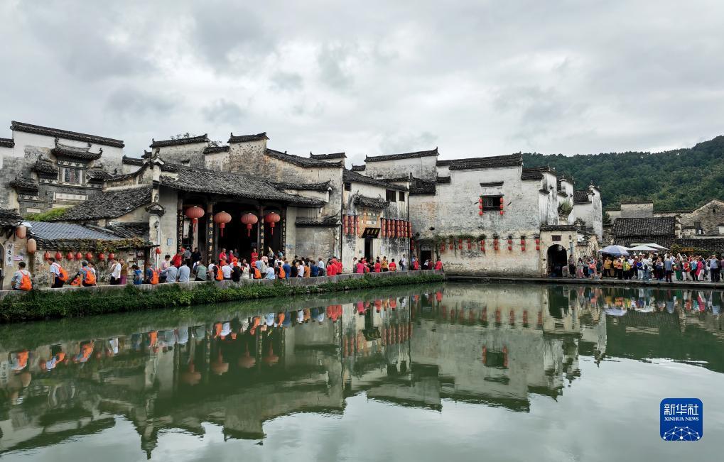 水果狂欢九线机可提现